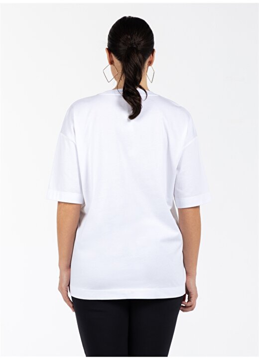 Luokk Yuvarlak Yaka Rahat Kalıp Düz Beyaz Kadın Büyük Beden T-Shirt MORRIS 4