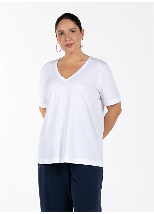 Luokk Julian V Yaka Rahat Kalıp Düz Beyaz Kadın T-Shirt 3