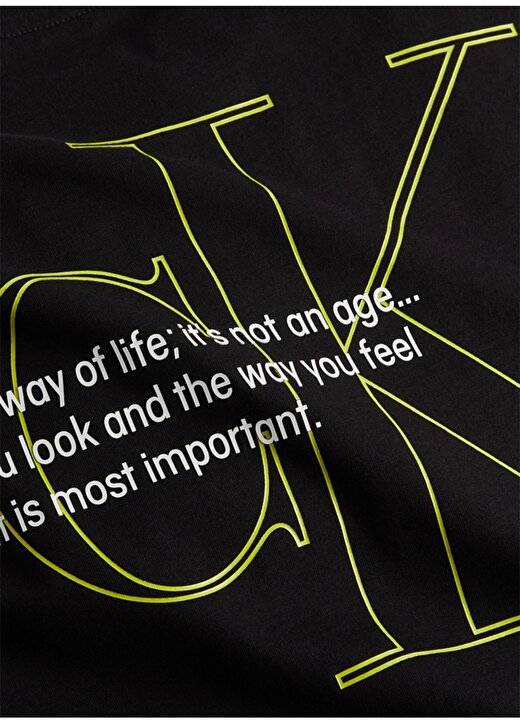 Calvin Klein Jeans Siyah Erkek Bisiklet Yaka Düz T-Shirt J30J320193-BEH URBAN GRAPHIC TEE 4