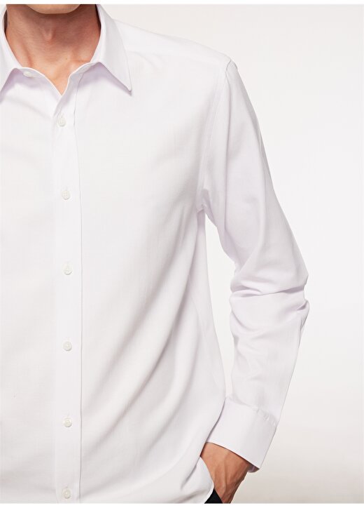 Fabrika Klasik Gömlek Yaka Armürlü Beyaz Erkek Gömlek MAYDOS 5 CEPSIZ KLASIK 4