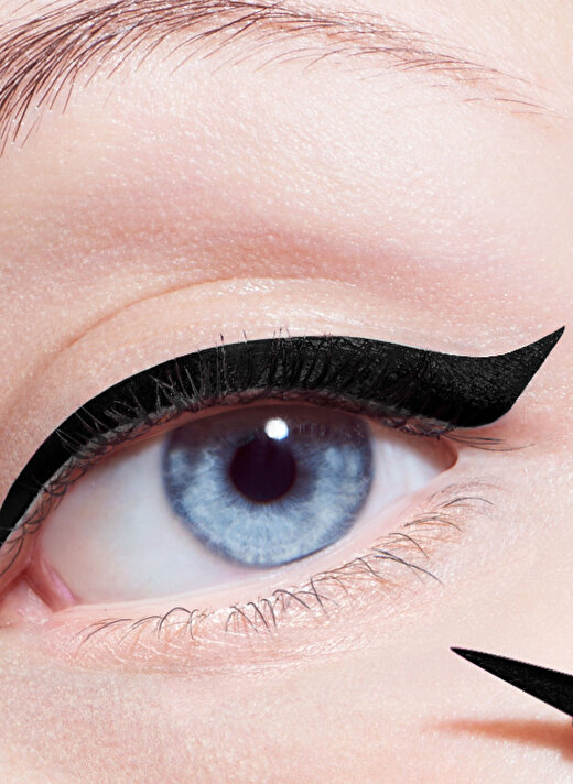 Diorshow on Stage Eyeliner 091 Matte Black 2