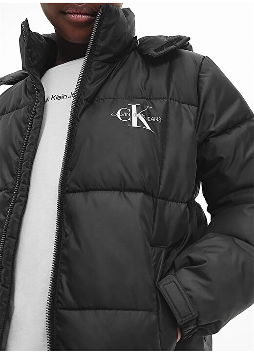 Calvin Klein Siyah Çocuk Mont IG0IG01549 4