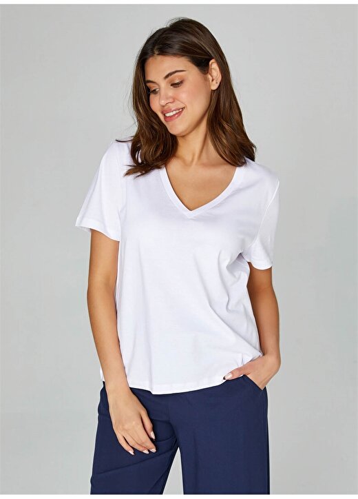 Faik Sönmez V Yaka Düz Beyaz Kadın T-Shirt B00095 1