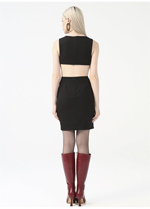 Fabrika V Yaka Düz Siyah Mini Kadın Elbise YMN-23 4