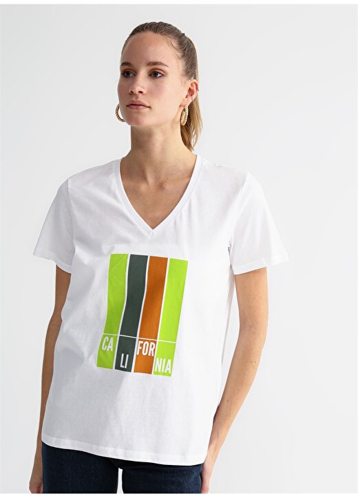 Fabrika V Yaka Baskılı Beyaz Kadın T-Shirt TUTTO 3