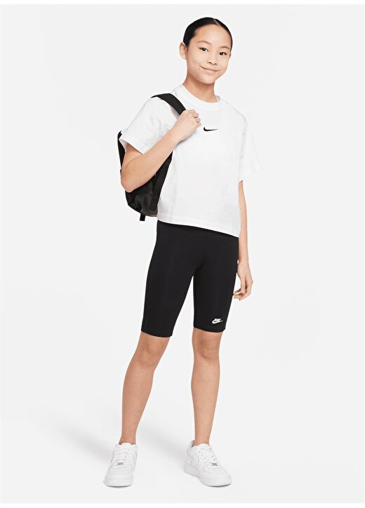 Nike Çocuk Beyaz Bisiklet Yaka T-Shirt DH5750-100 G NSW TEE ESSNTL SS BOXY 1