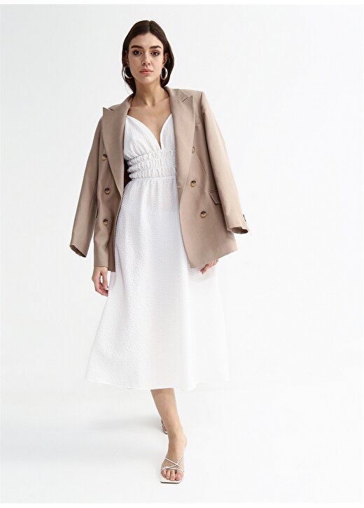 Fabrika Beyaz Kadın V Yaka Askılı Midi Basic Armürlü Büzgülü Elbise ROHAN-Y 1