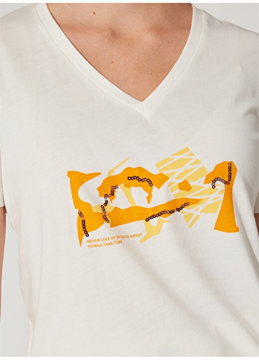 Fabrika Comfort V Yaka Payetli Beyaz Kadın T-Shirt CM-JIVE 4