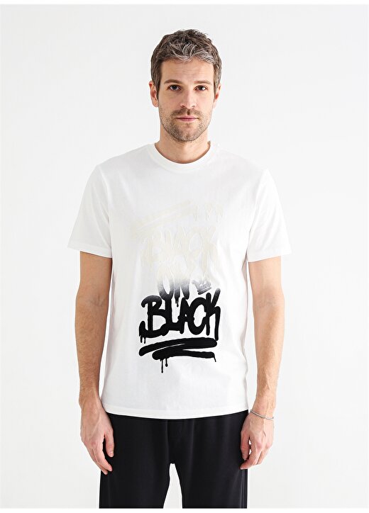 Black On Black Bisiklet Yaka Baskılı Kırık Beyaz Erkek T-Shirt E-SUNAZ 3