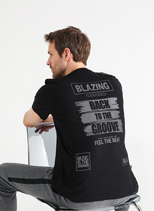 Black On Black Bisiklet Yaka Baskılı Siyah Erkek T-Shirt E-NAOKI 1
