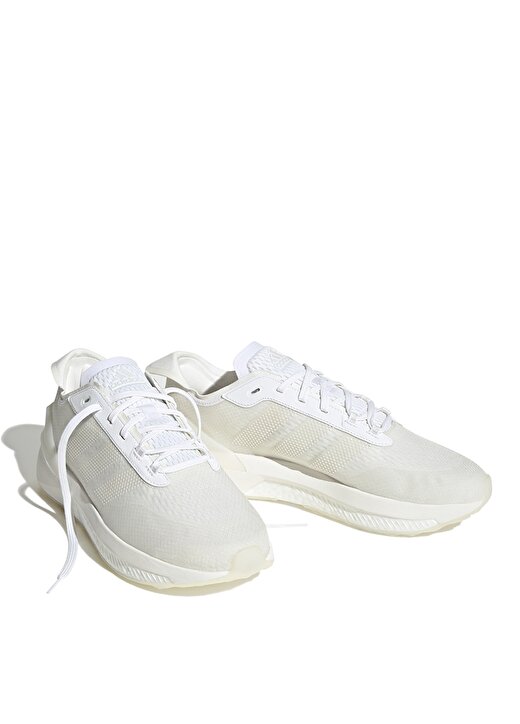 Adidas Beyaz Kadın Koşu Ayakkabısı HP5972 AVRYN 4