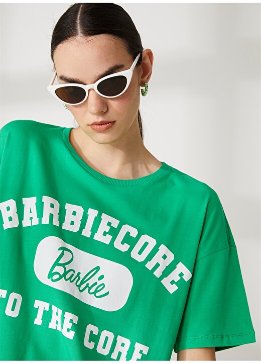 Barbie Yeşil Kadın Bisiklet Yaka Oversize Baskılı T-Shirt 23KB-18 3