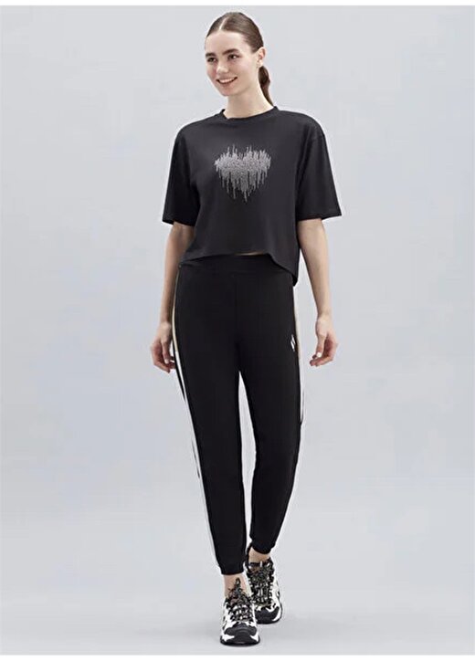 Skechers Yuvarlak Yaka Düz Siyah Kadın T-Shirt S221173-001 W Graphic Tee Shiny Log 1