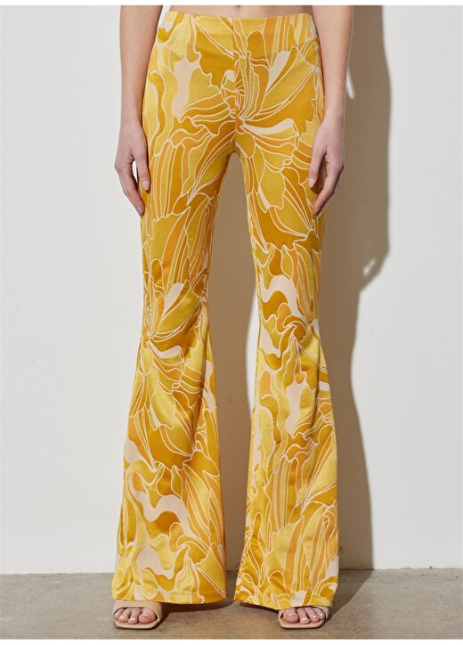 Wrangler Standart Bel Flare Sarı Kadın Pantolon W231665200 1