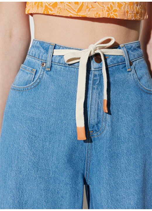 Wrangler Normal Bel Düz Paça Straight Kadın Denim Pantolon W231632404 4