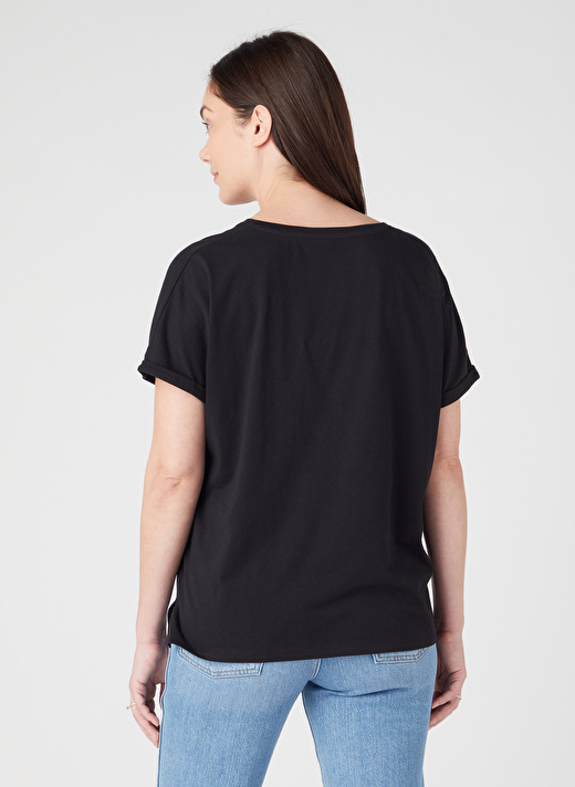 Wrangler V Yaka Siyah Kadın T-Shirt W7XKEV100 4