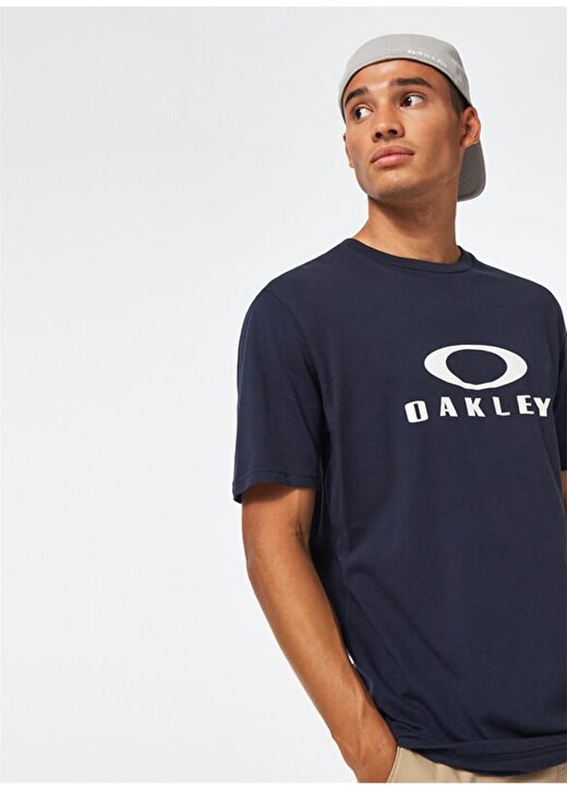 Oakley Bisiklet Yaka Baskılı Lacivert Erkek T-Shirt FOA402167 O BARK 2.0 2