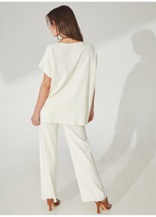 Akep V Yaka Düz Beyaz Kadın Bluz GLKD01015 4