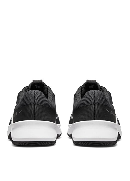 Nike Siyah - Gri - Gümüş Kadın Training Ayakkabısı DM0824-003 W MC TRAINER 2 4