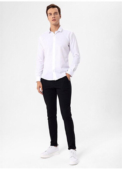 Süvari Slim Fit Klasik Yaka Armürlü Beyaz Erkek Gömlek GM2024700373 2