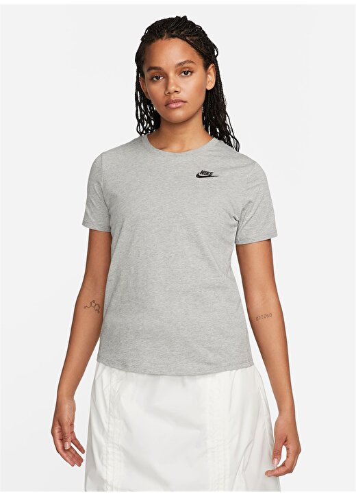 Nike Siyah - Gri - Gümüş Kadın Yuvarlak Yaka T-Shirt DX7902-063 W NSW TEE CLUB 2