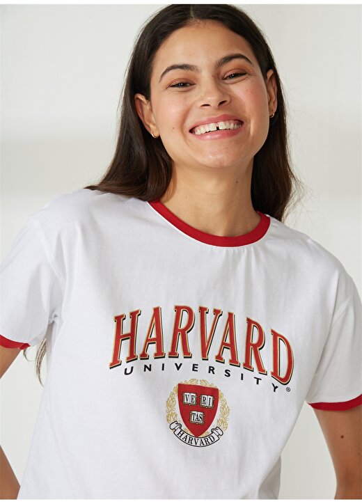 Never Say Never Harvard Baskılı Beyaz Kadın T-Shirt BYL3033 1
