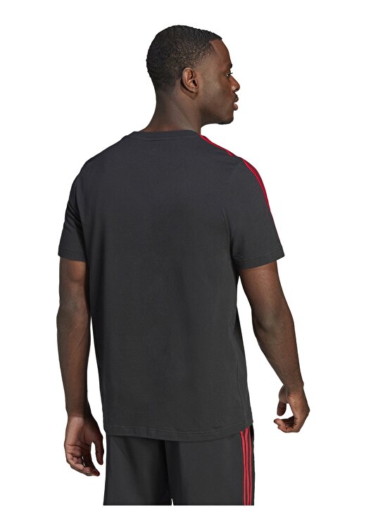 Adidas Siyah Erkek Yuvarlak Yaka T-Shirt IA8517-MUFC DNA TEE BLA 3