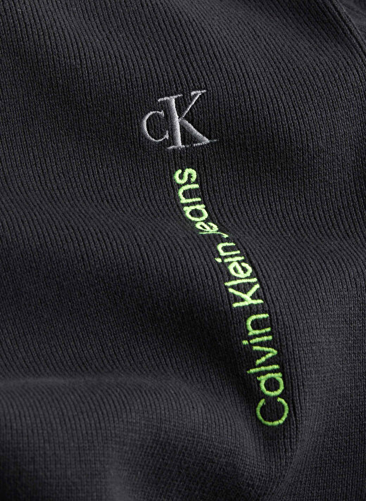 Calvin Klein Jeans Bisiklet Yaka Normal Düz Siyah Erkek Kazak J30J323977BEH 2