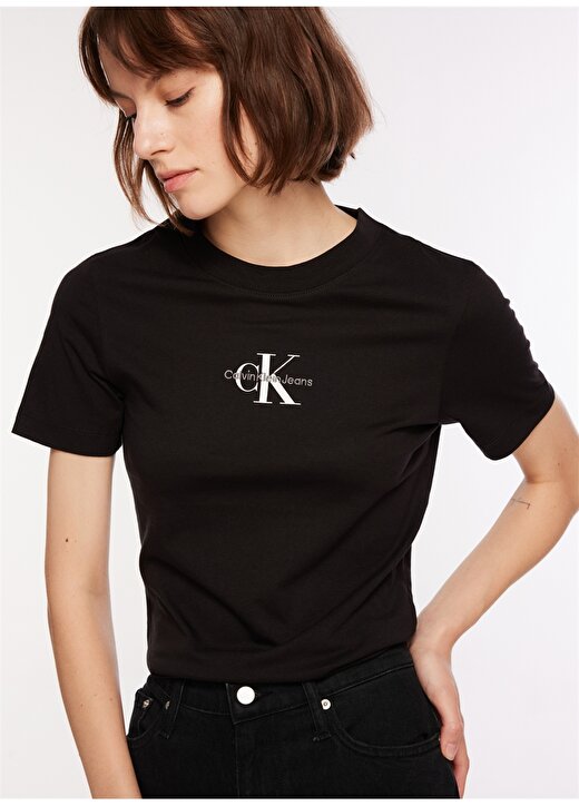 Calvin Klein Jeans Bisiklet Yaka Düz Siyah Kadın T-Shirt J20J221426 1