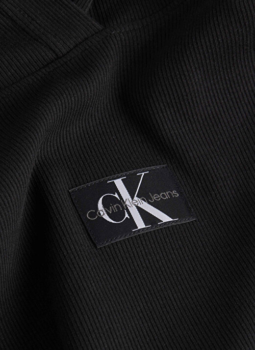 Calvin Klein Jeans Kapüşon Yaka Düz Siyah Kadın T-Shirt J20J221441 2