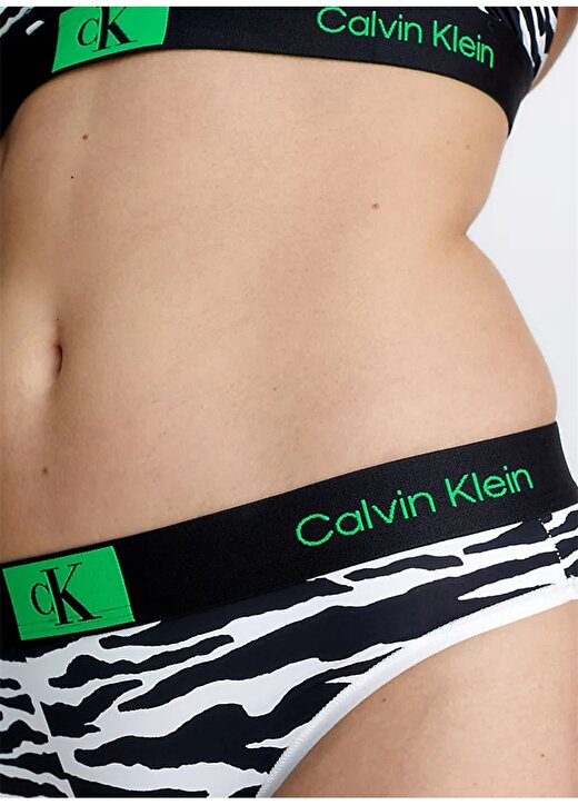 Calvin Klein Siyah - Beyaz Kadın Bikini Külot 000QF7249E 4