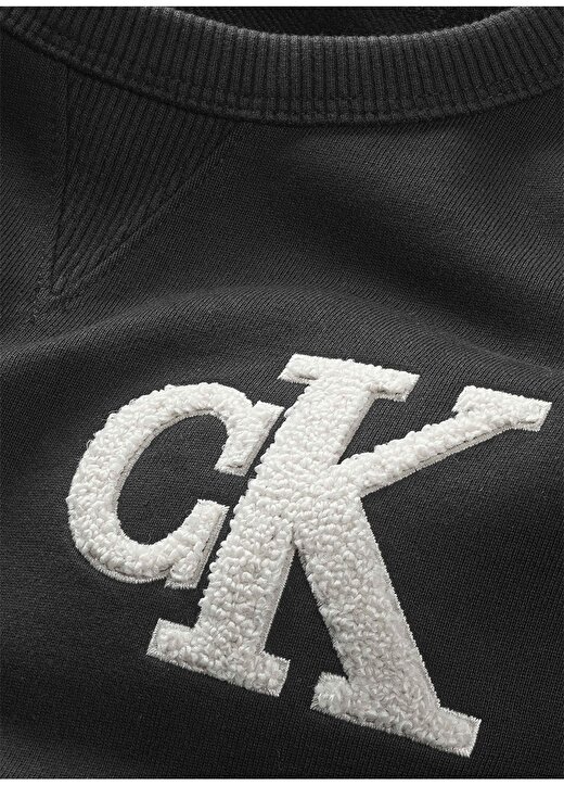 Calvin Klein Düz Erkek Çocuk Siyah Sweatshırt IB0IB01684BEH 2