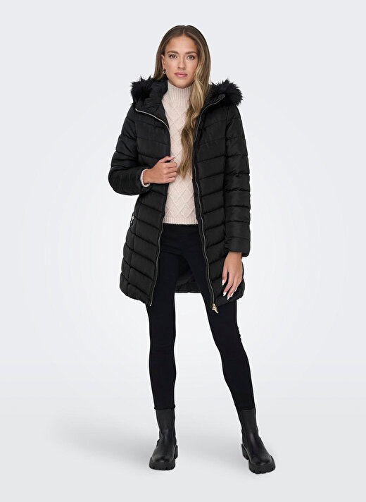 Only Siyah Kadın Kaban ONLELLAN QUILTED HOOD FUR COAT CC O 2