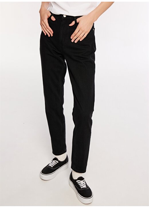 Calvin Klein Jeans Yüksek Bel Boru Paça Normal Siyah Kadın Denim Pantolon J20J2212471BY 3