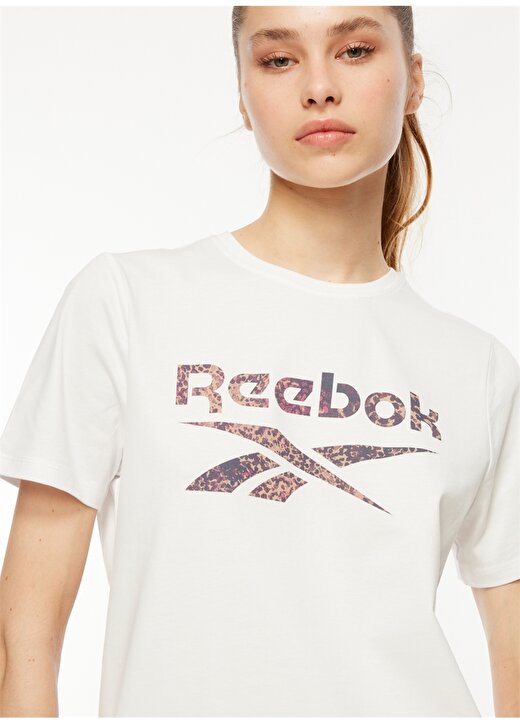 Reebok Beyaz Kadın Yuvarlak Yaka T-Shirt IL4783 MODERN SAFARI GRAPHIC TEE 4