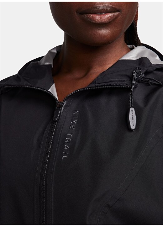 Nike Siyah - Gri - Gümüş Kadın Ceket FB7642-010 W NK TRAIL GRTX INFINIUM 3