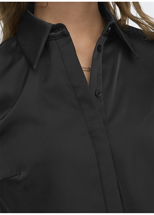 Only Normal Gömlek Yaka Düz Siyah Kadın Gömlek ONLPILAR LS CROPPED SATIN SHIRT WVN 4