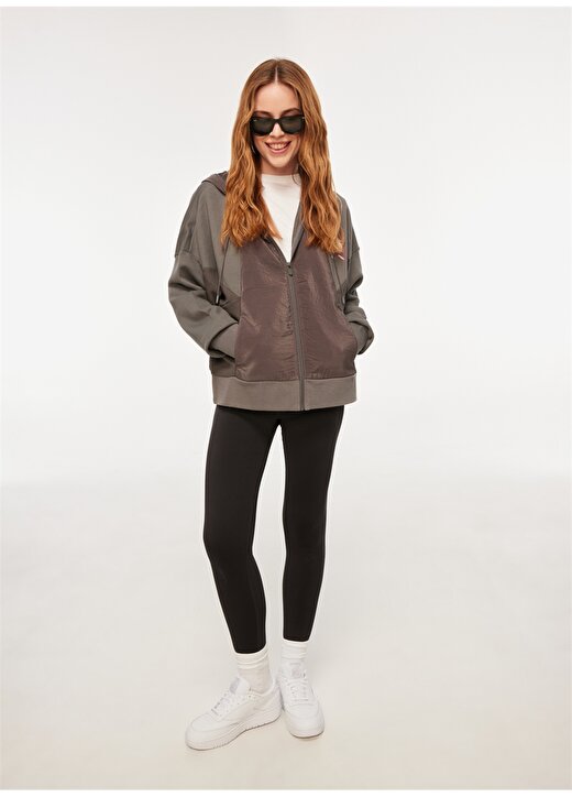 Skechers Gri Kadın Fermuarlı Regular Fit Sweatshirt 40Fleece Full Zip Hoodie 2