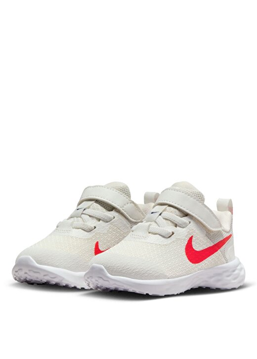 Nike Çocuk Beyaz Yürüyüş Ayakkabısı DD1094-102 NIKE REVOLUTION 6 NN (TD 3