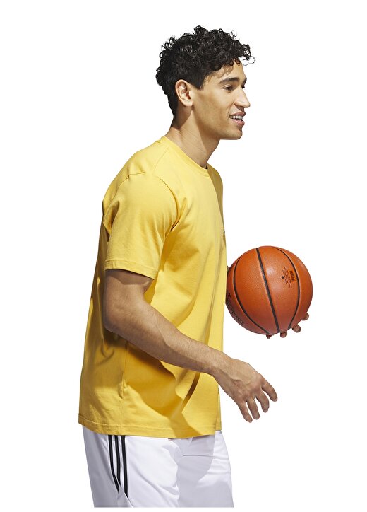 Adidas Sarı Erkek Yuvarlak Yaka Baskılı T-Shirt IM4622 WWH HBR TEE PRE 3