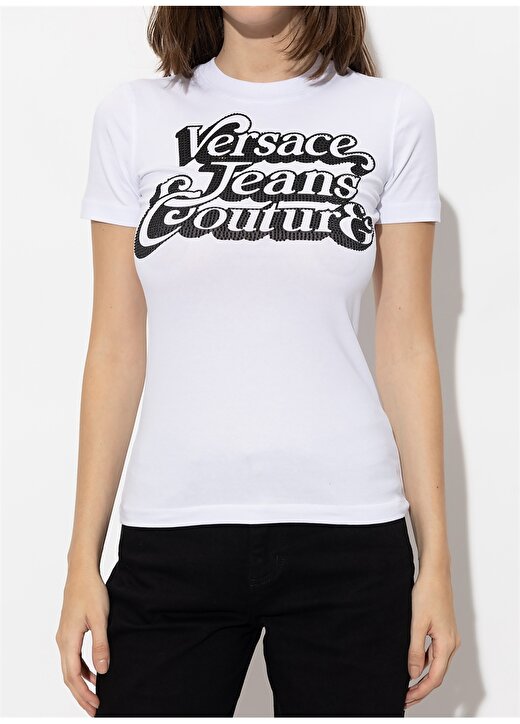 Versace Jeans Couture Bisiklet Yaka Baskılı Beyaz Kadın T-Shirt 75HAHG02 2