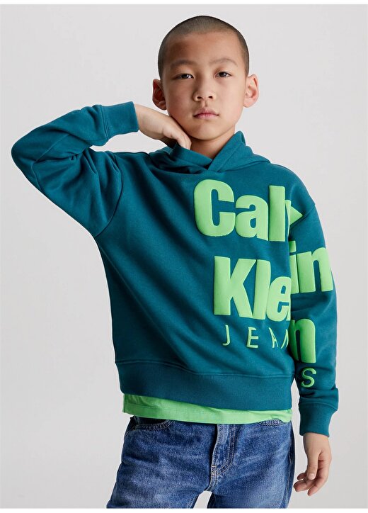 Calvin Klein Mavi Erkek Çocuk Kapüşonlu Uzun Kollu Baskılı Sweatshirt IB0IB01860CA4 1