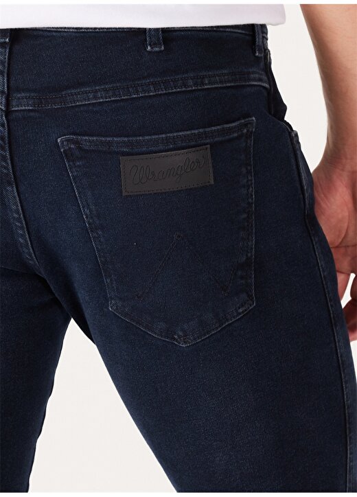 Wrangler Larston Erkek Düşük Bel Slim Fit Denim Pantolon W18S032299 3