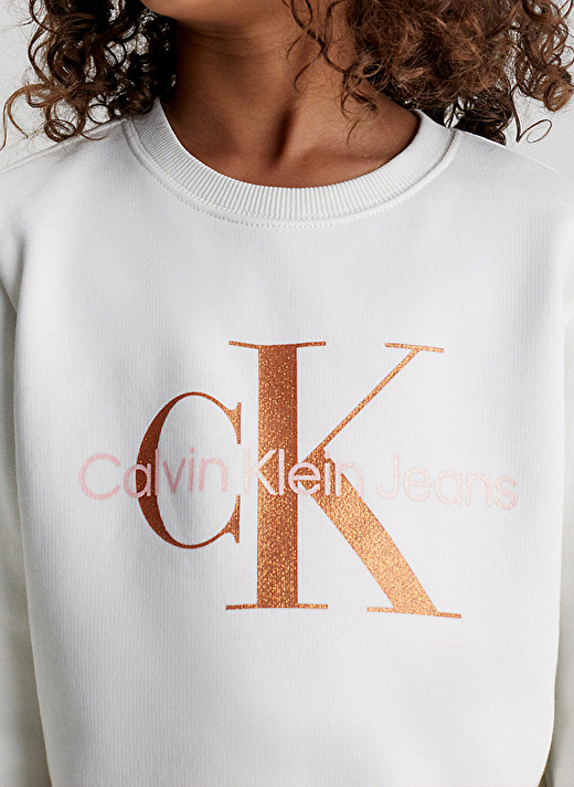Calvin Klein Beyaz Kız Çocuk Bisiklet Yaka Baskılı Sweatshirt IG0IG02207YBI 3