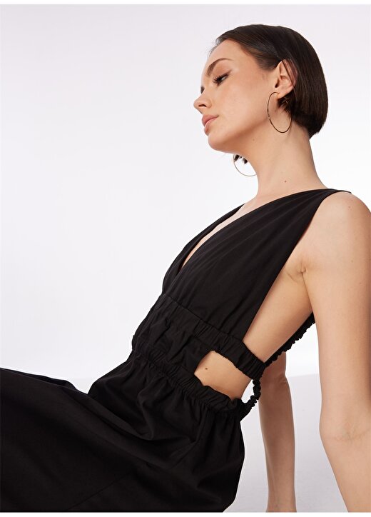 Fabrika Siyah Kadın V Yaka A-Form Fit Elbise F4SL-ELB0692 4