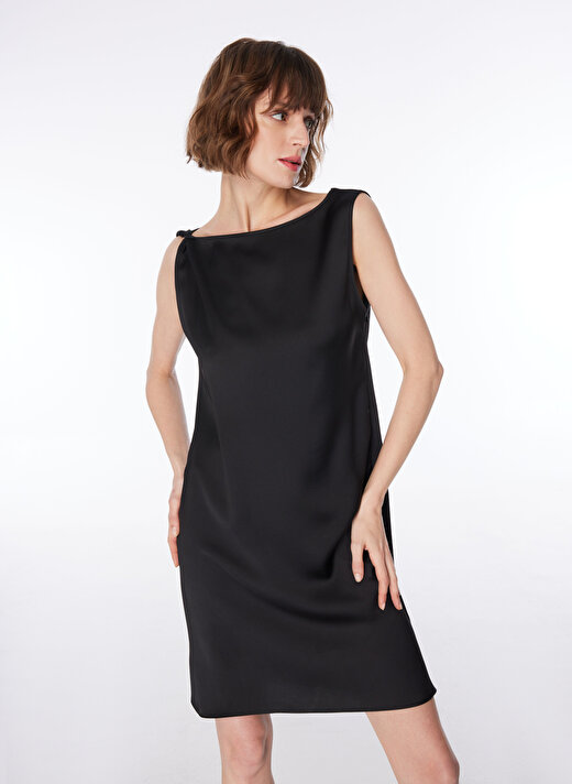 Fabrika Kayık Yaka Düz Siyah Mini Kadın Elbise F4SL-ELB0620 2