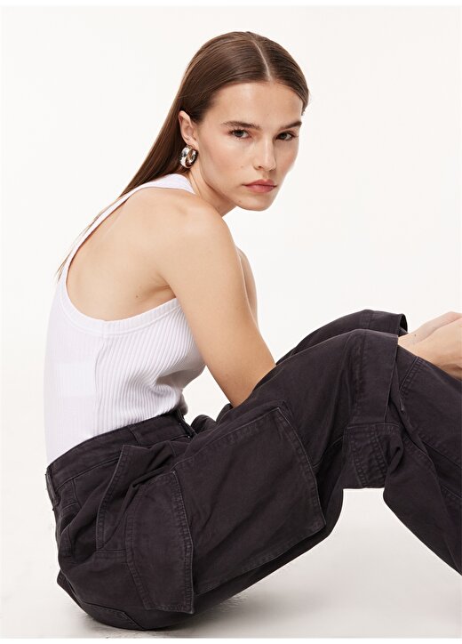 Moschino Jeans Klasik Yaka Düz Beyaz Kadın Atlet A0809 1