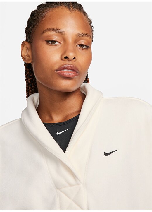 Nike Beyaz Kadın Kruvaze Geniş Fit Sweatshirt FB5642-110-W NK ONE TF LS TOP POLAR 3