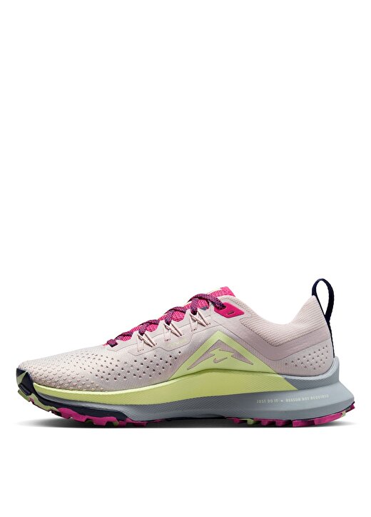 Nike Siyah - Gri - Gümüş Kadın Koşu Ayakkabısı DJ6159-002-W REACT PEGASUS TRA 3