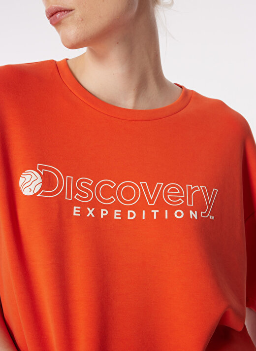 Discovery Expedition Nar Çiçeği Kadın Bisiklet Yaka Oversize Baskılı T-Shirt D4SL-TST3043  4
